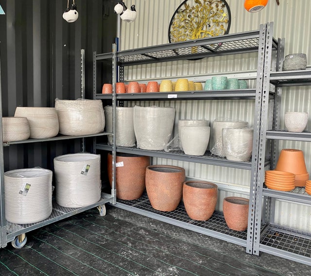 GET YOUR INDOOR AND OUTDOOR POTS FOR BEST PRICE IN CANBERRA Canberra Nursery & Garden Centre